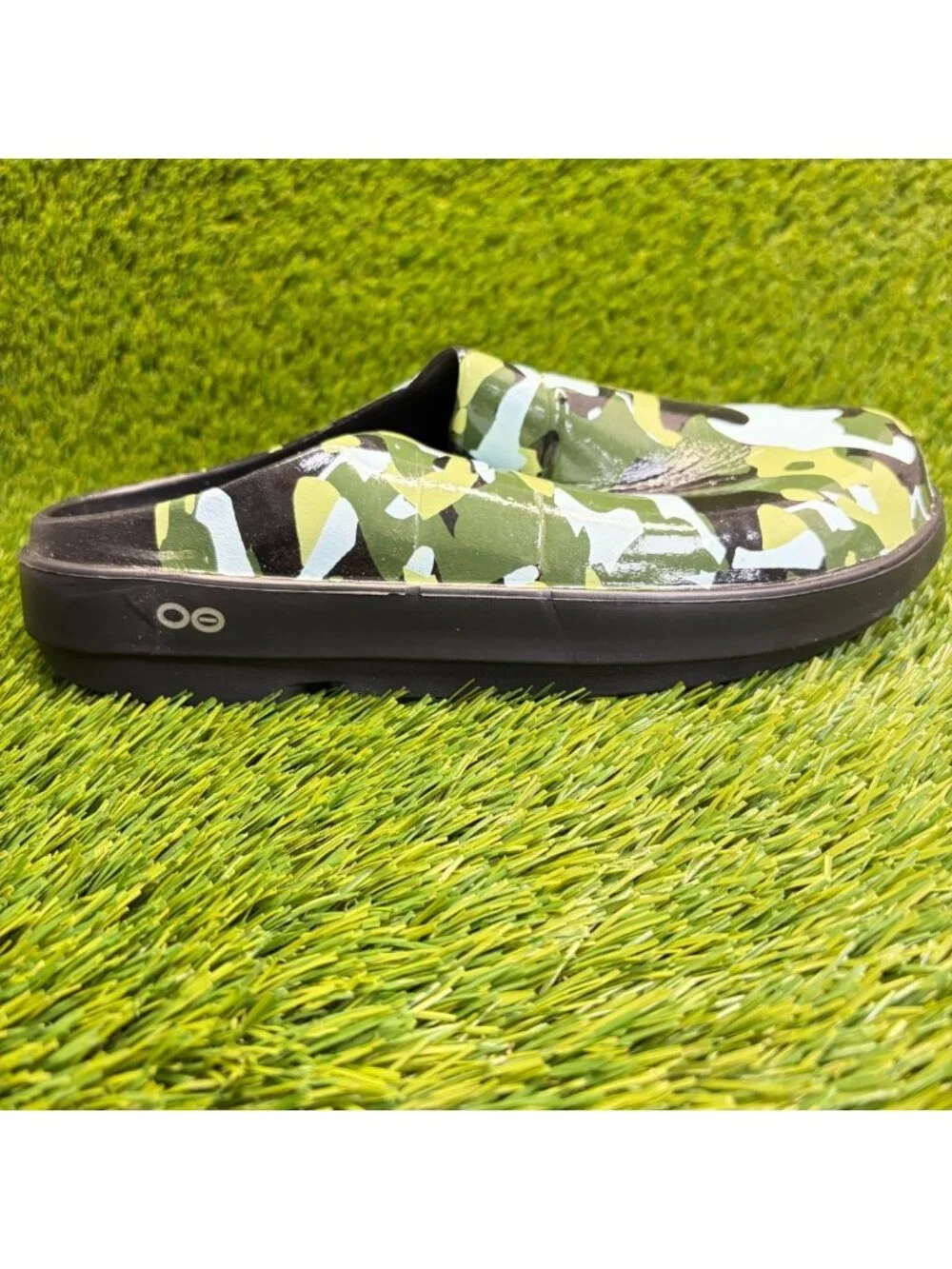 OOfos OOcloog Limited Clog Womens Size 9 Green Casual Slip On Recovery Shoes